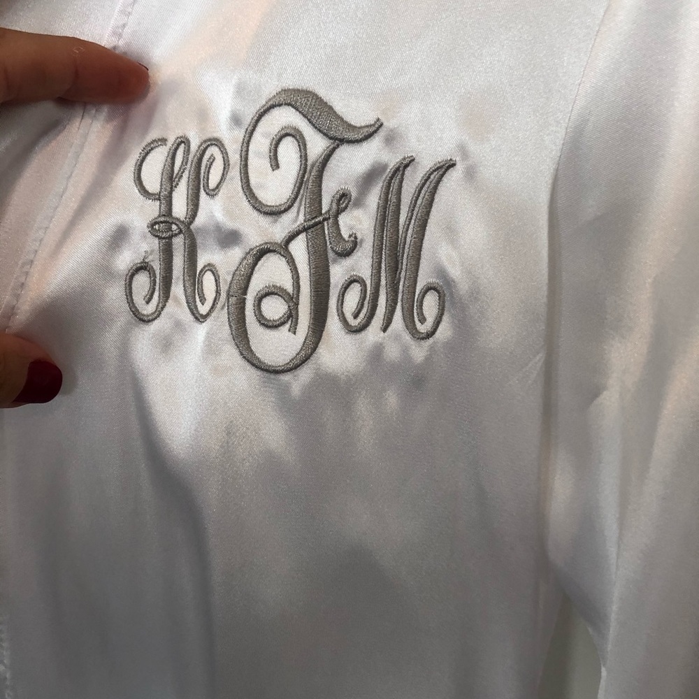 Bride Robe- initials KMF - Picture 2 of 3